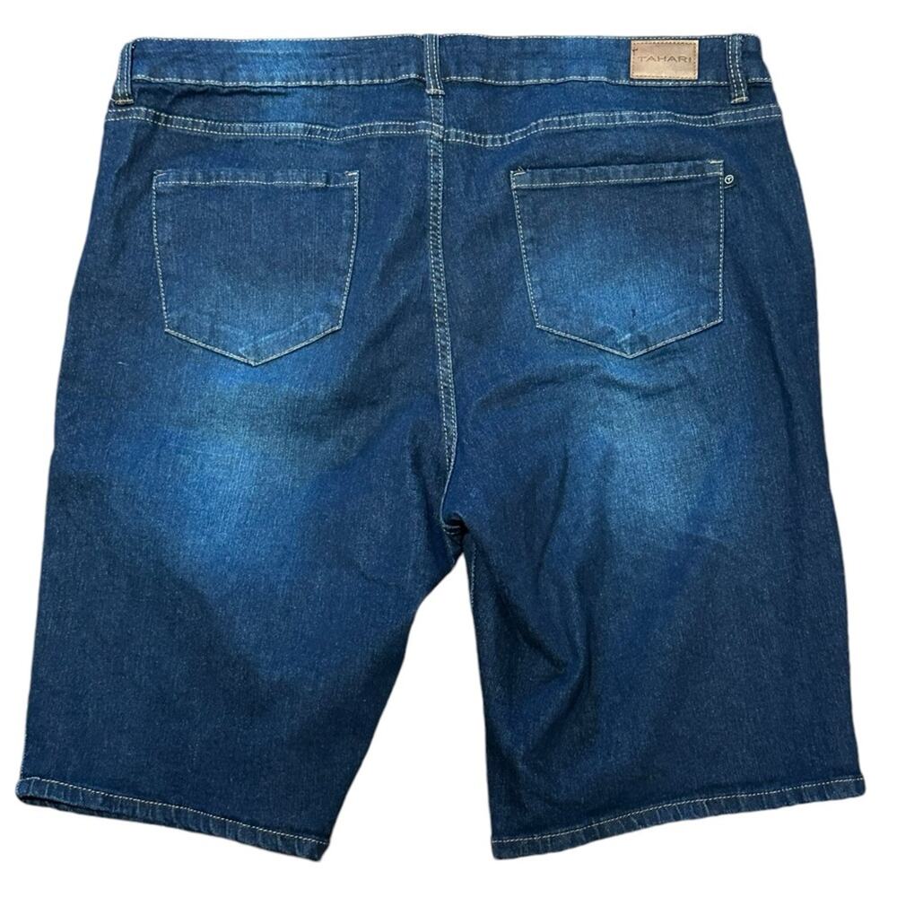 Tahari Women’s Size 20W Blue Denim Jean Shorts